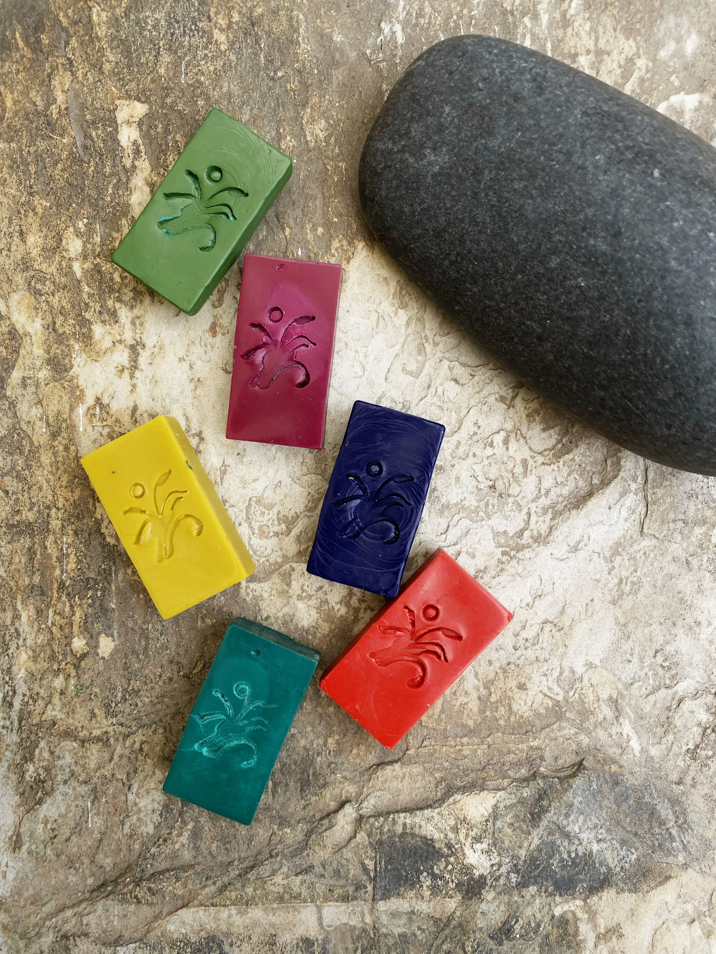 vividcrayons2.jpg