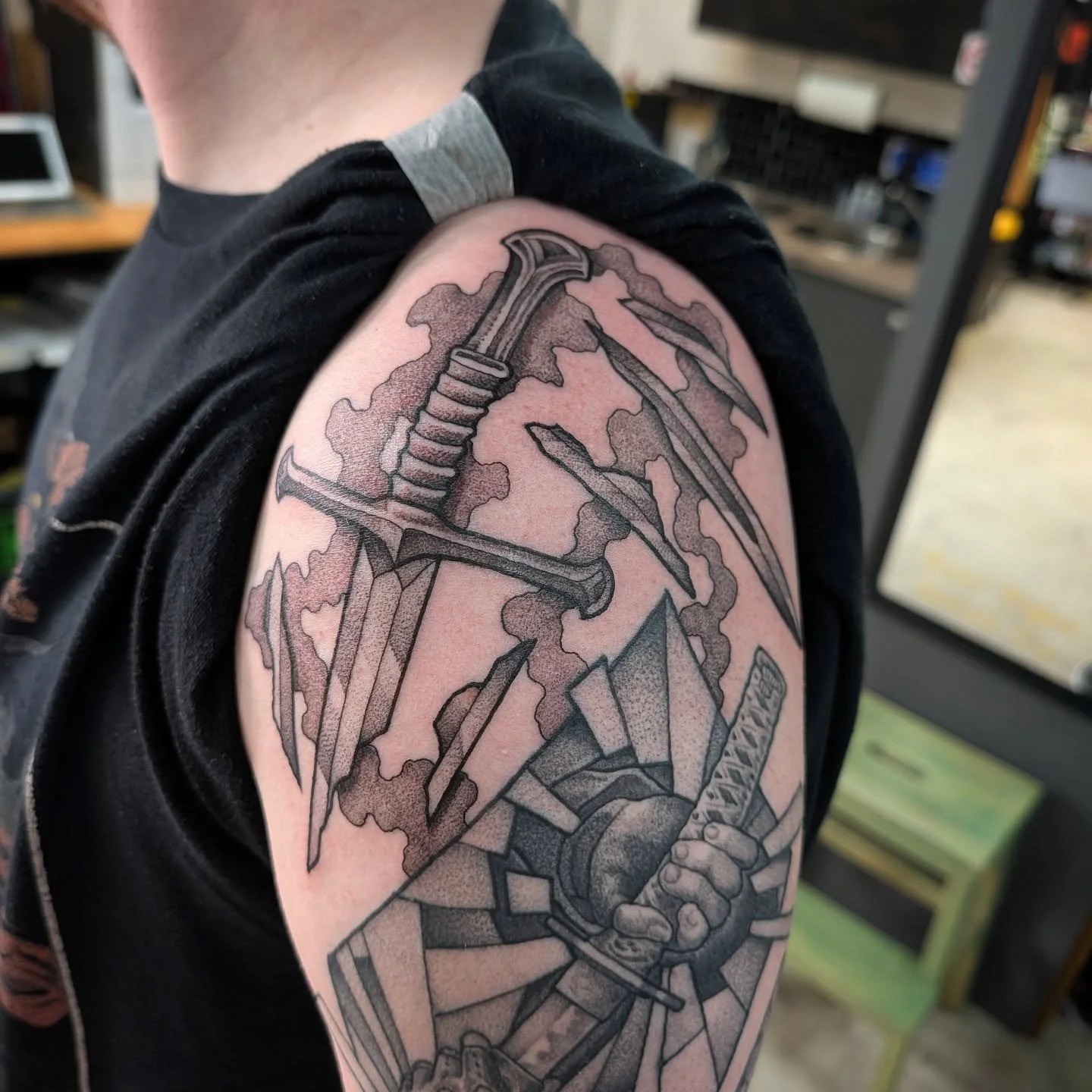 Filled out the top of Josh's sword sleeve today with one of the classics. Thanks again mate!
