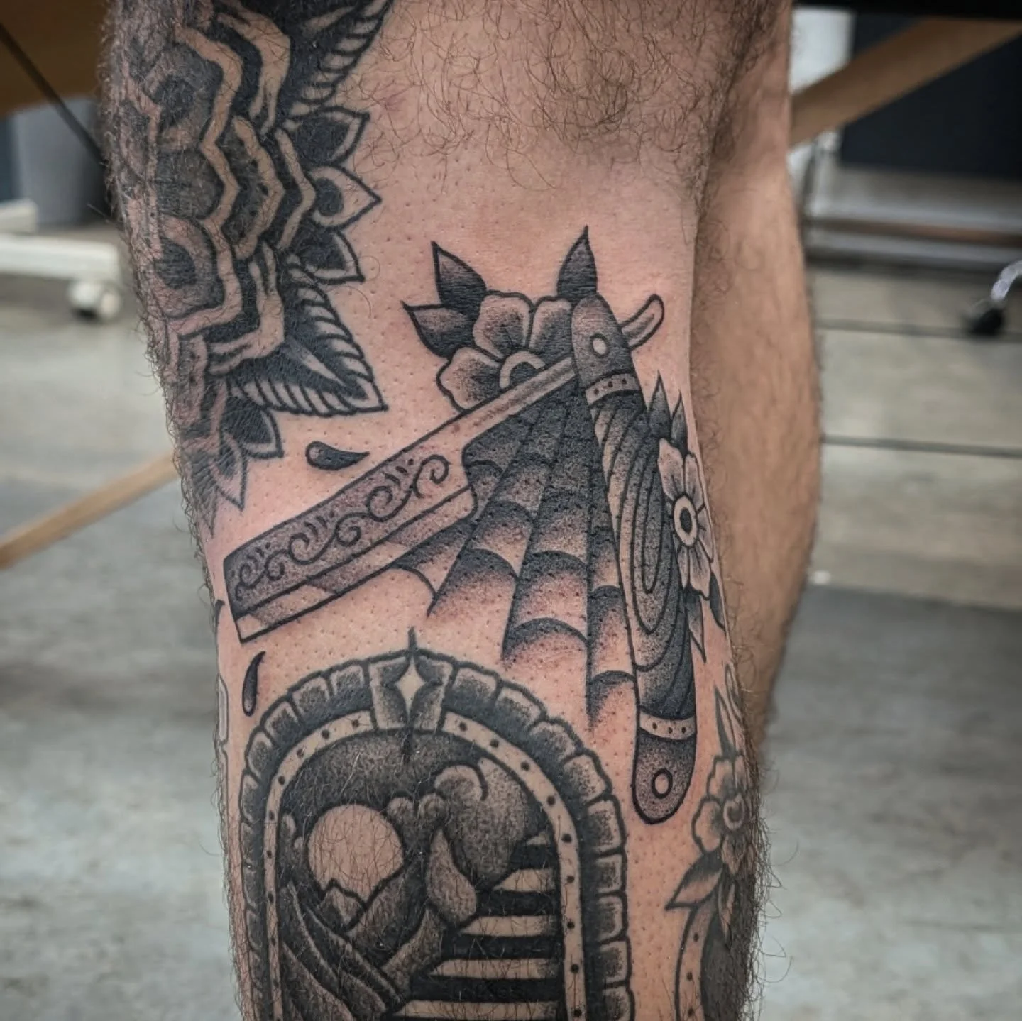 Lavley little gap filler for @aaron_kershaw 's leg today, not much left to do on this one! Last couple of gaps available for 2025 - DM for info, no job too big or small! ✌️❤️