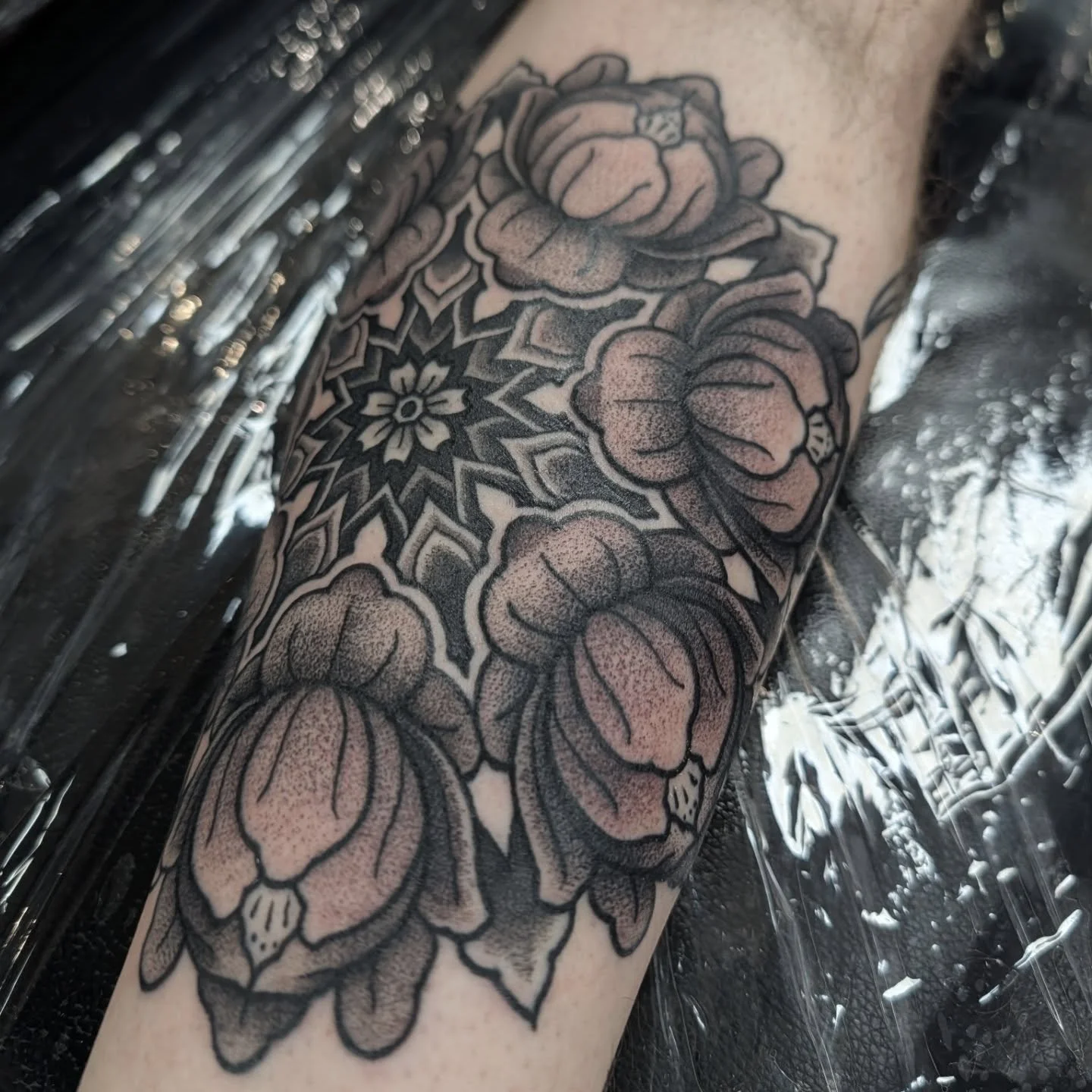 Finished this piece on Matt's leg, certified legend, streets won't forget, the guy Nickelback were singing about in that Spider-Man song