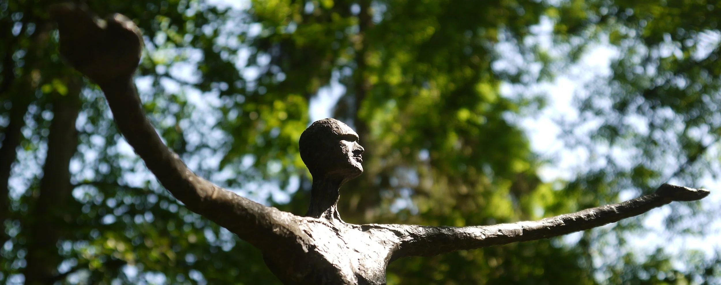 ‘Embracing’ by Michael Speller at Hannah Peschar Gallery