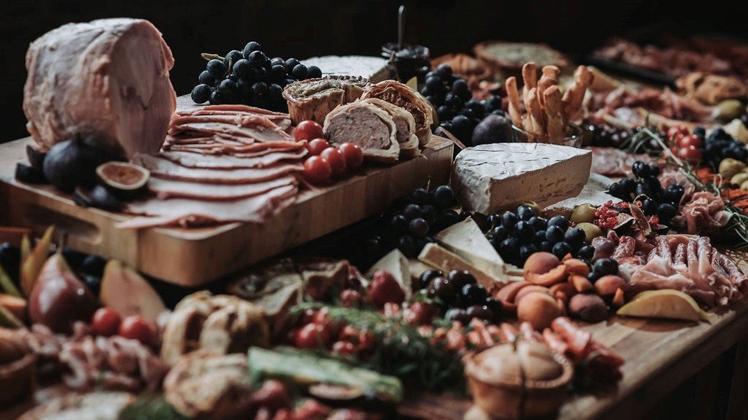 This weekend we&rsquo;ll be busting out another CH graze table for a spectacular wedding celebration! Check out one of our past creations. It's all beautiful charcuterie, local pies and cheese, tumbling fruit and full tummies. We&rsquo;ve had a late 