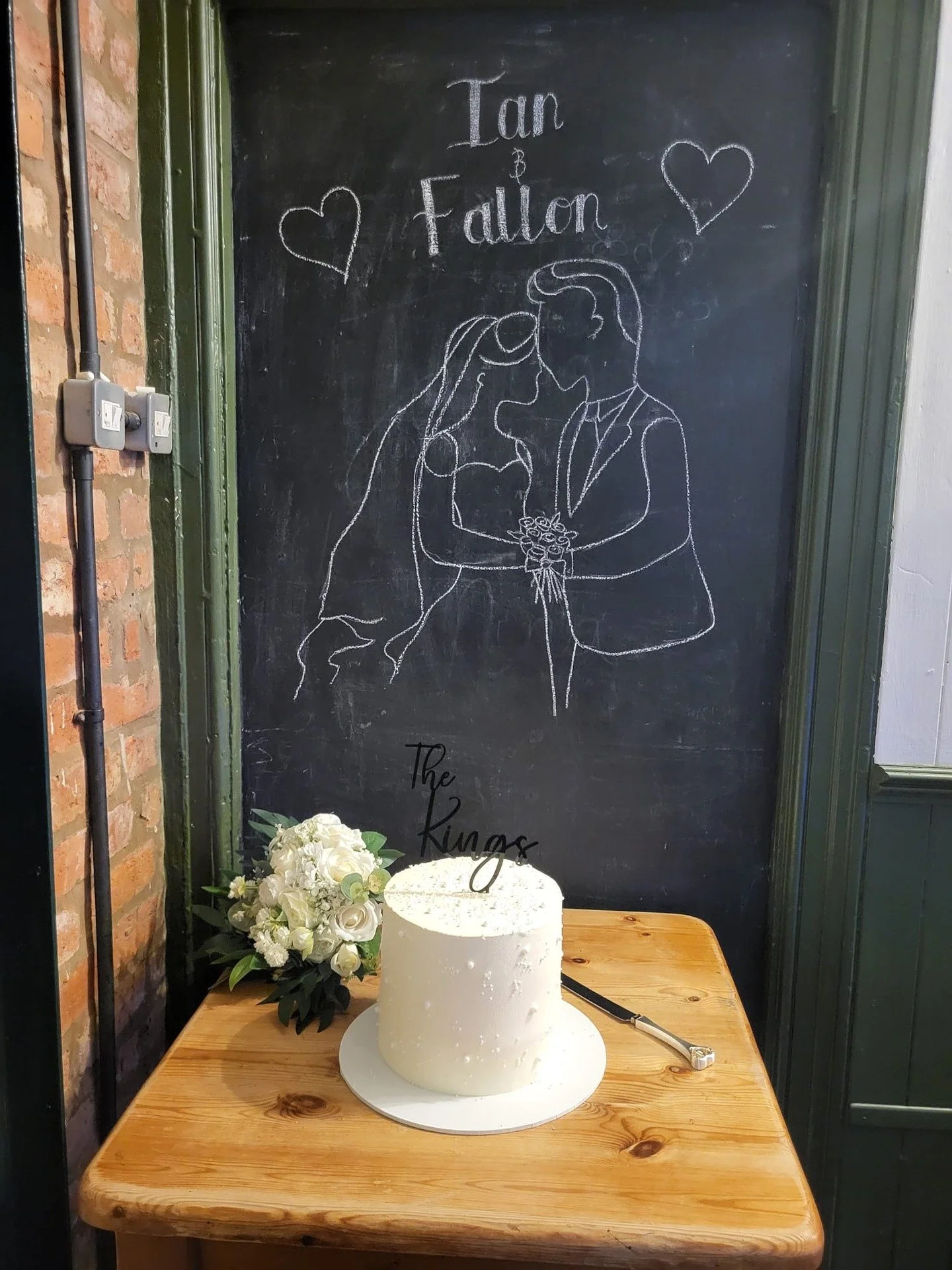 // FALLON + IAN 💘

Huge congratulations to Mr &amp; Mrs King who celebrated their wedding at The Cornerhouse last weekend with the best use of our blackboards yet and our tasty House Buffet (which includes house-cooked gammon and Dave Johnson pies m