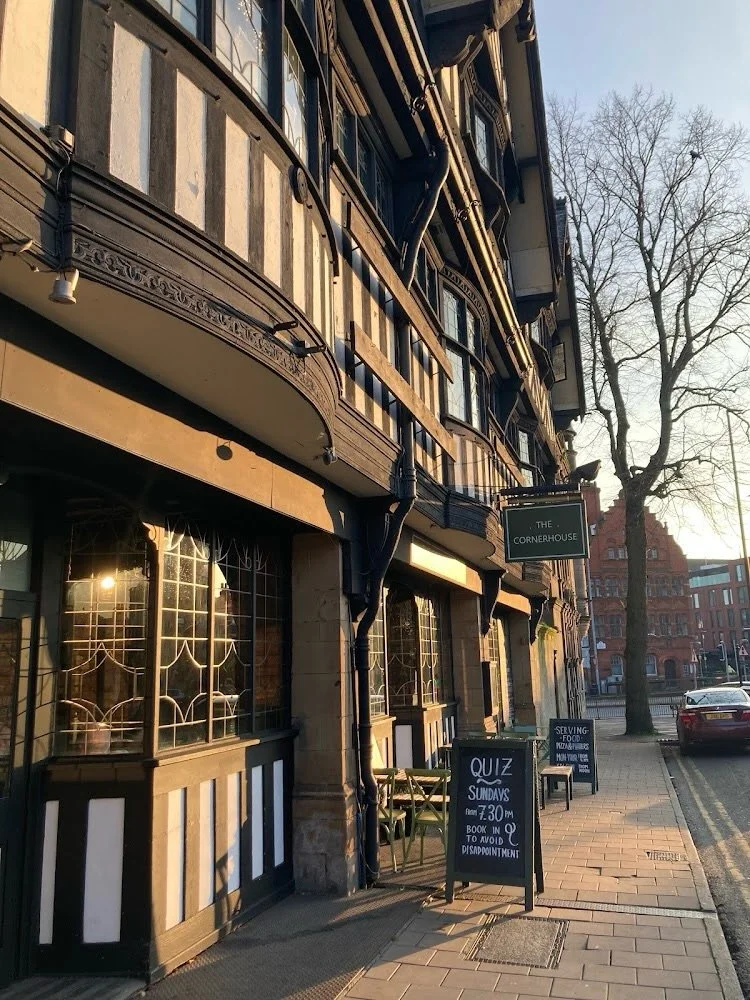 🎹🎤 The Annual Cornerhouse Live Music Quiz ❓

It&rsquo;s that time of year again! This Sunday evening we&rsquo;ll be closed to walk-ins as we host our annual live music quiz with the legendary @benstafforduk 

We&rsquo;re now fully booked for larger