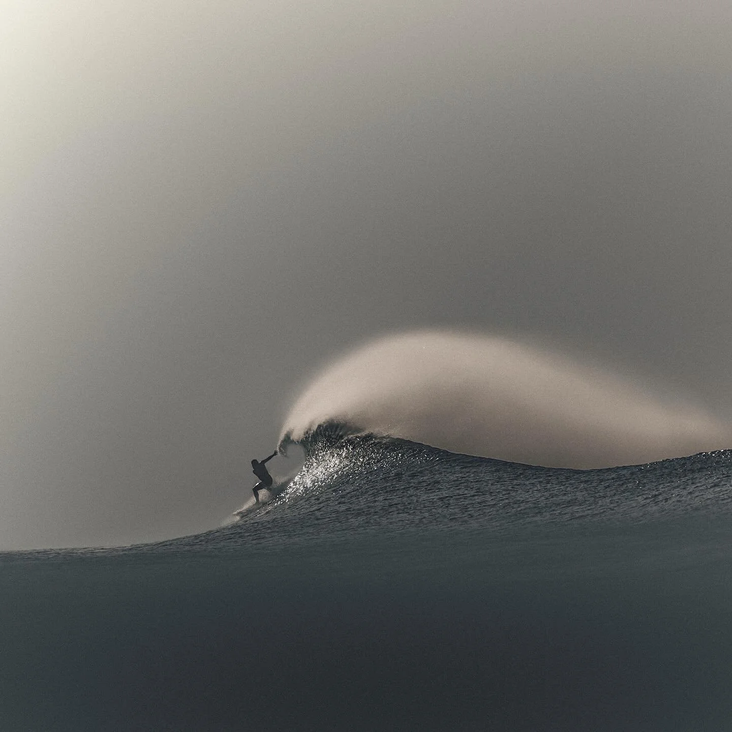 TOMORROW 001a
...
A volumetric mass spraying a momentous pompadour . Again, unique as a snowflake. 

#newwave 
#waveporn 
#theperfectwave 
#1x 
#artclassified 
#bnw_switzerland 
#minimalism
#trappingtones 
#aov 
#gameoftones 
#thesurfersjournal 
#aqu