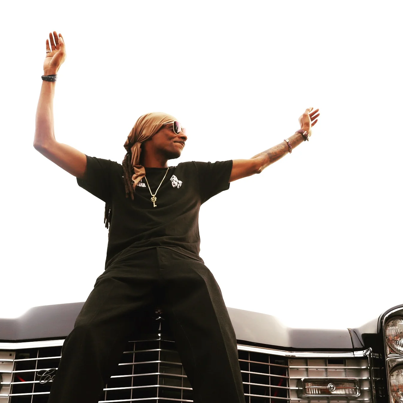 Snoop on BLK Caddy.JPG