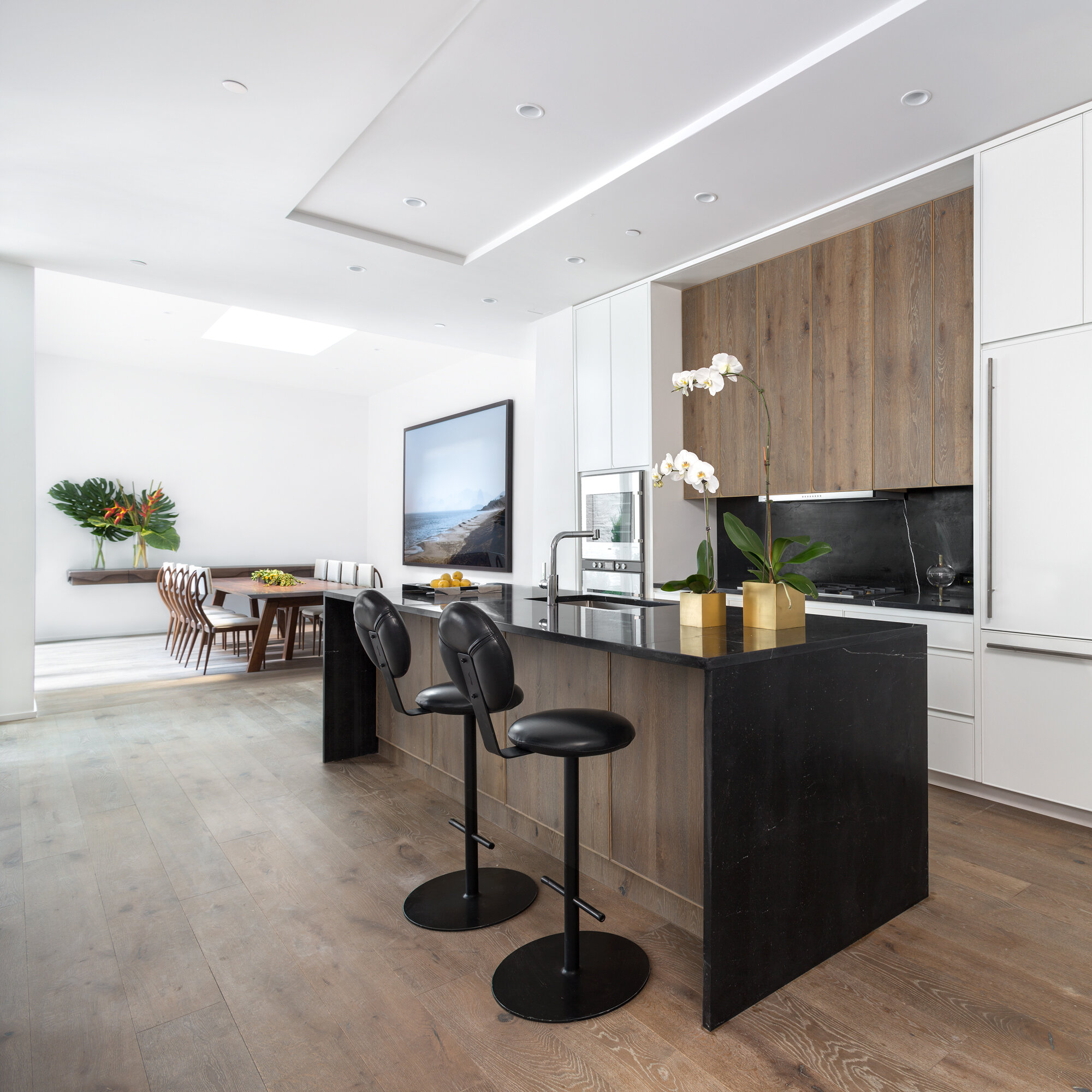 ©_Robert_Granoff_ddg_12_Warren_TH_Kitchen_Dining.jpg