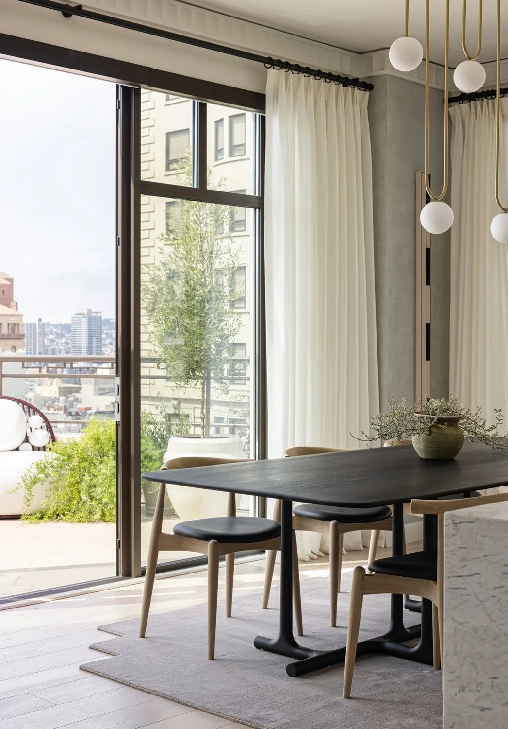 RUE DAILY: A Parisian-Inspired Penthouse in San Francisco