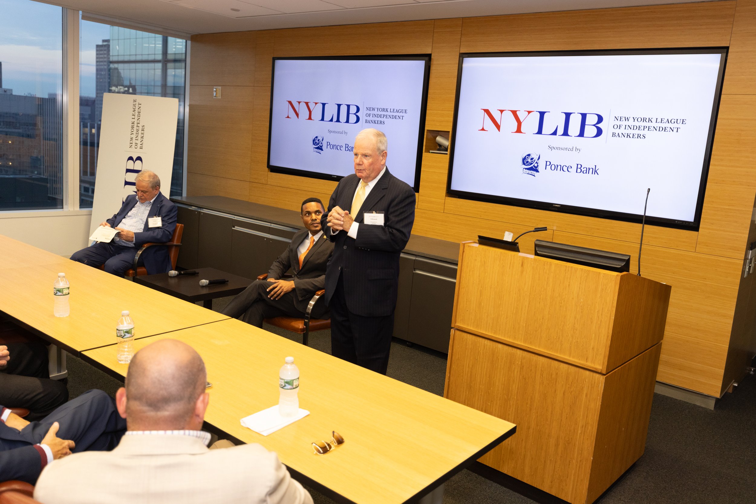 NYLIB26Oct-80.JPG