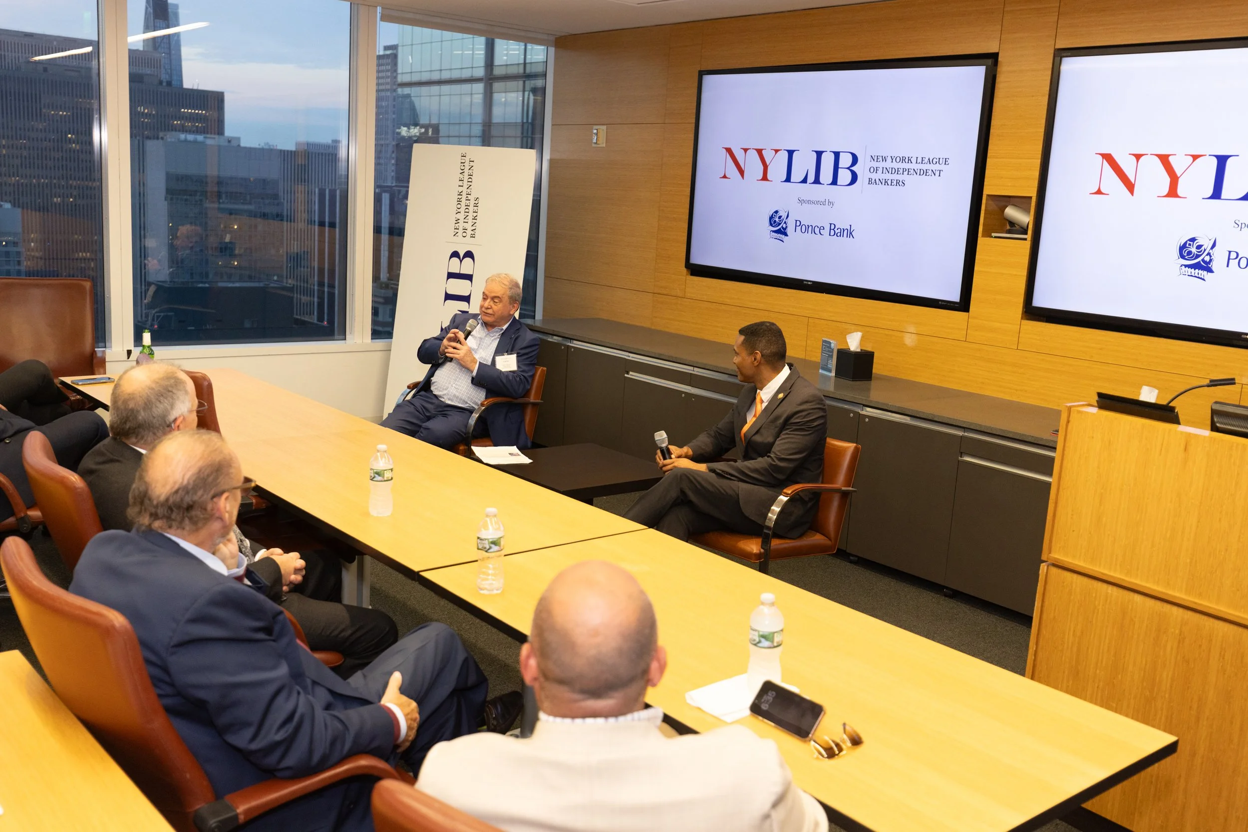 NYLIB26Oct-85.JPG
