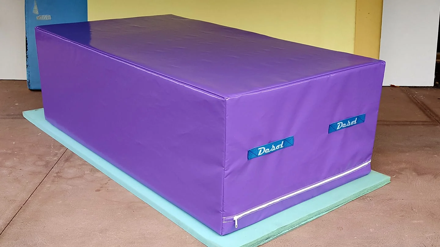 1800x1000x600 spotting box