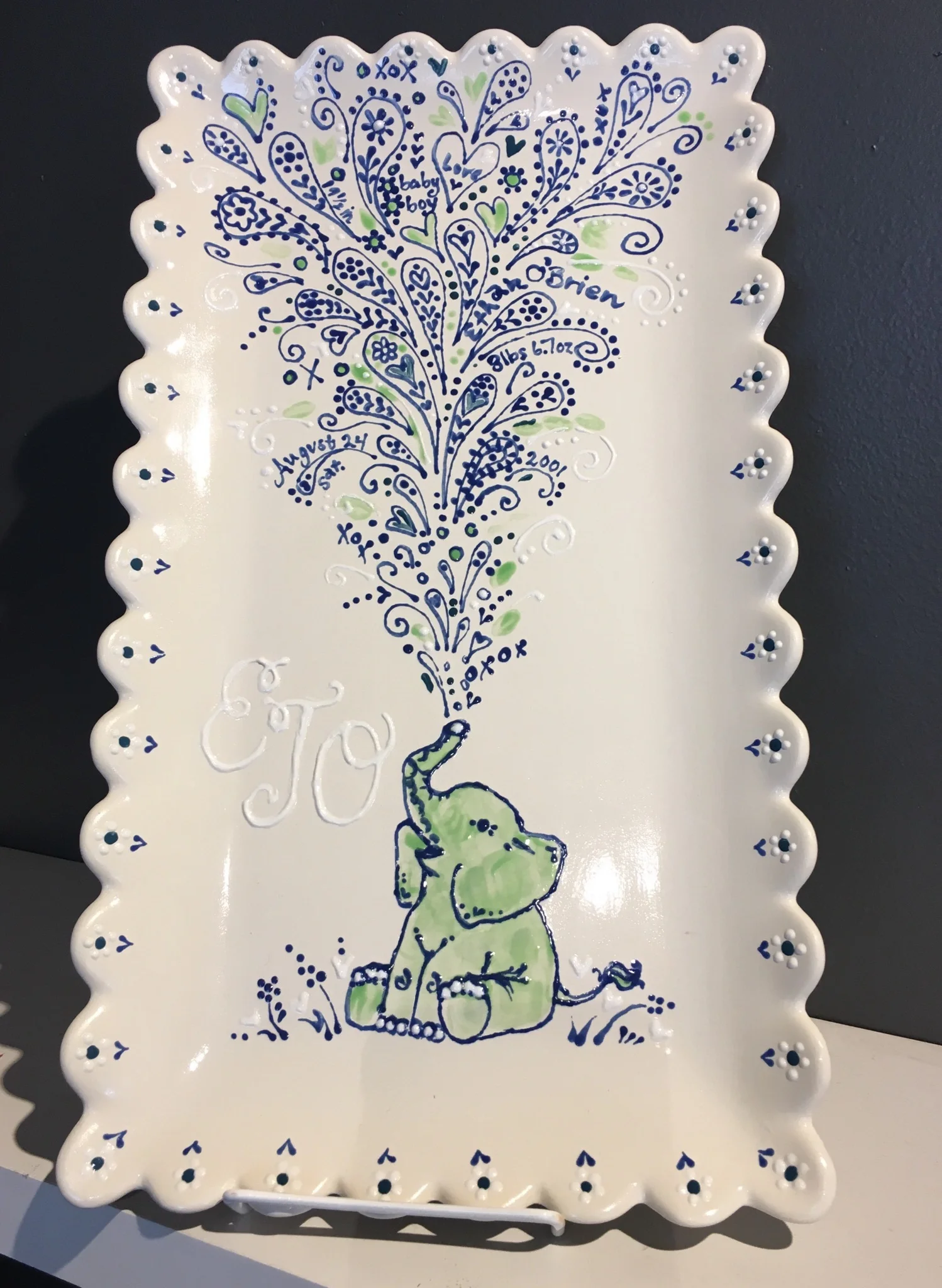 baby elephant scalloped platter - Copy.jpg