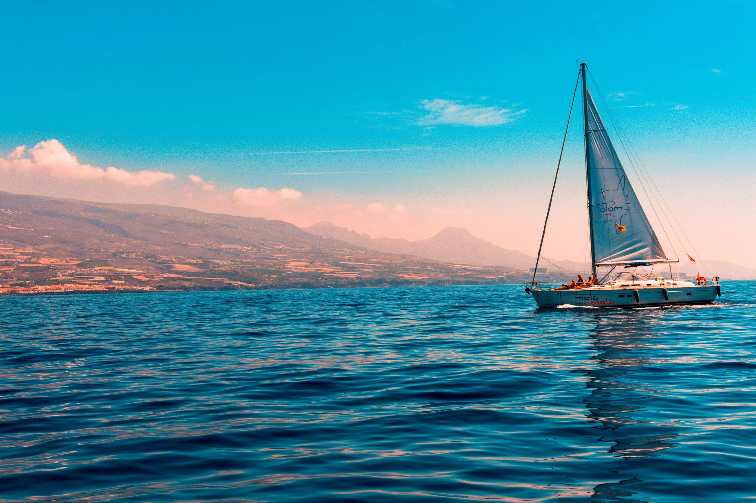blue-sky-ocean-recreation-1482193.jpg