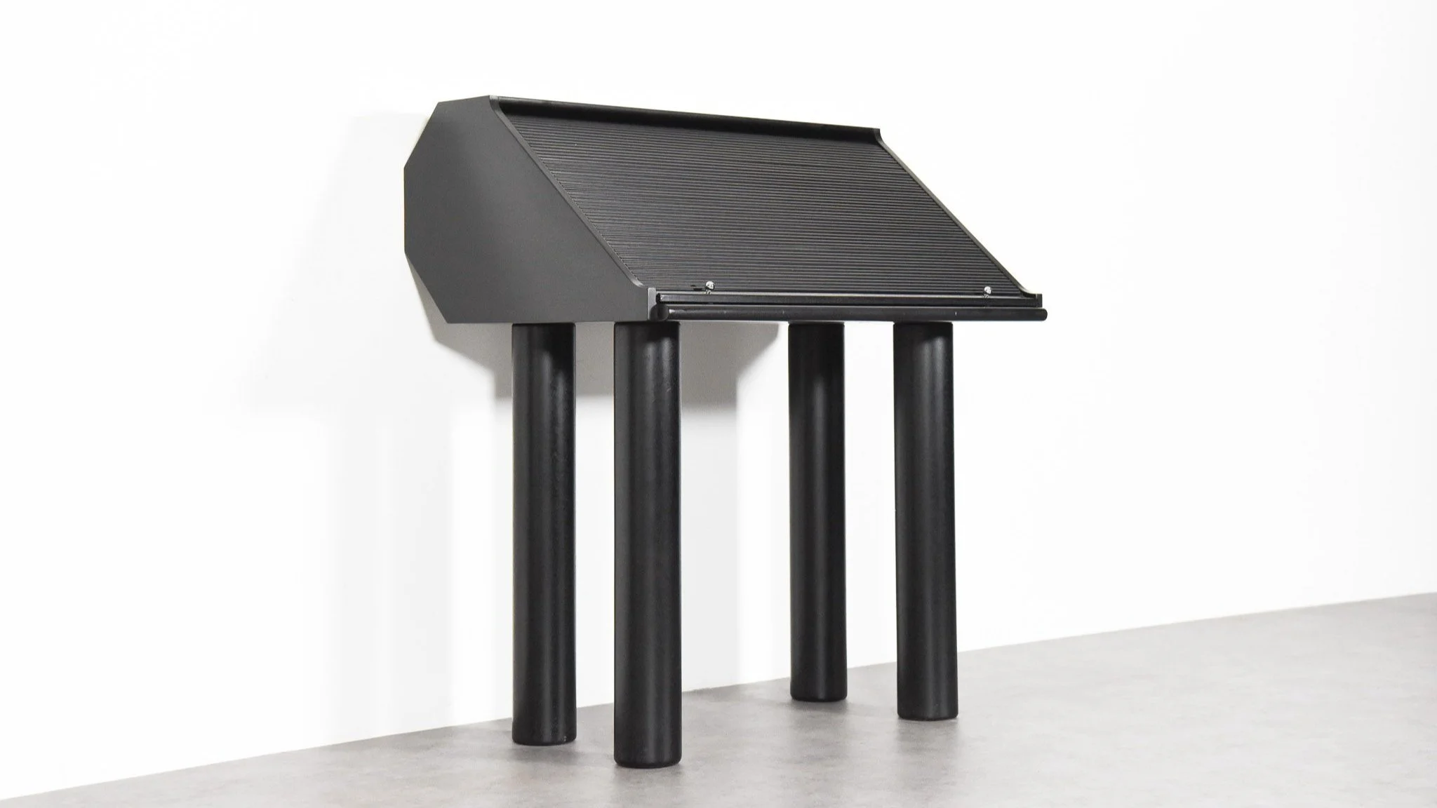 Schwarzer HE Sekretär von Hans Eichenberger für Kollektion Röthlisberger