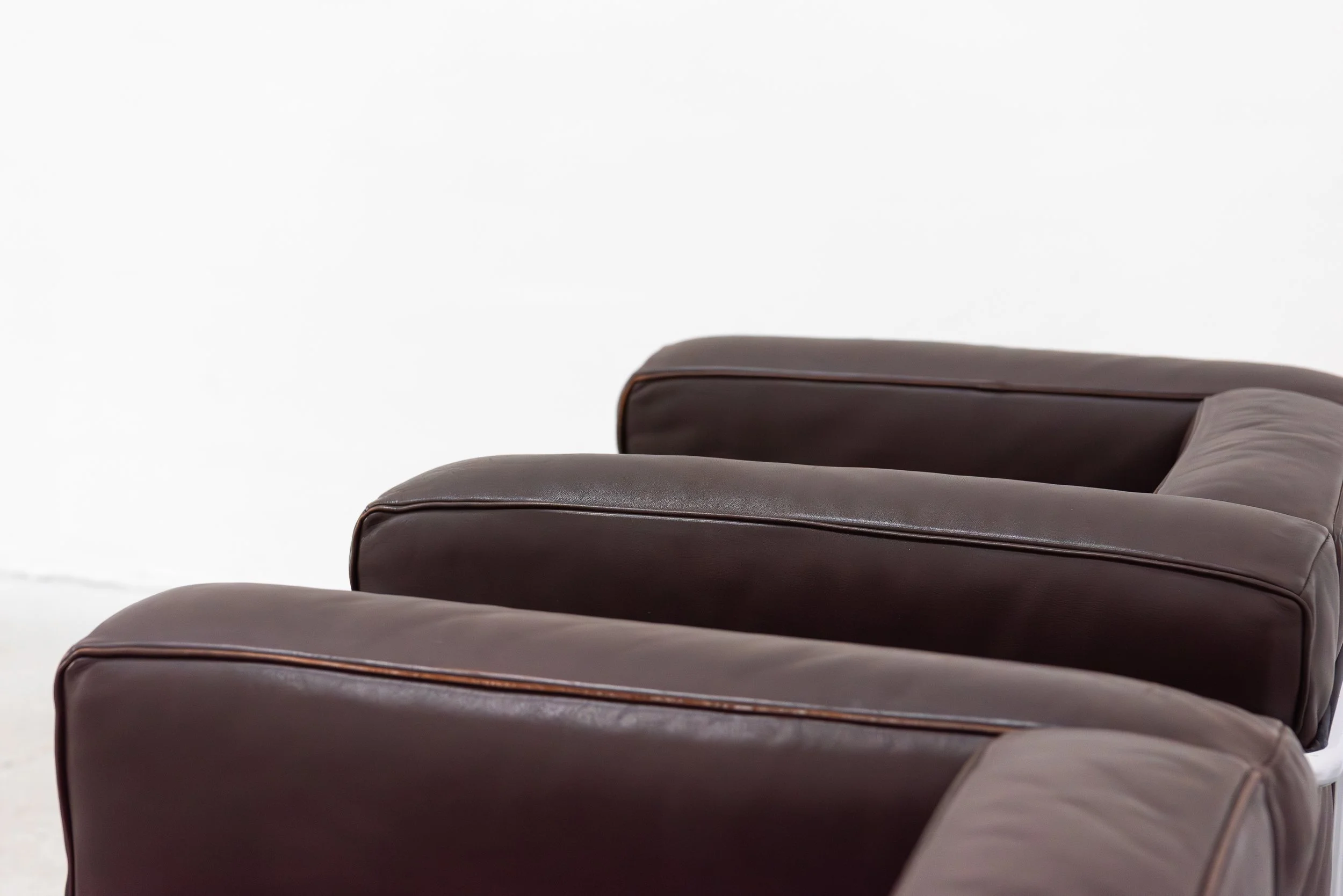 lc2 gruppe sofa sessel braun_-8.jpg