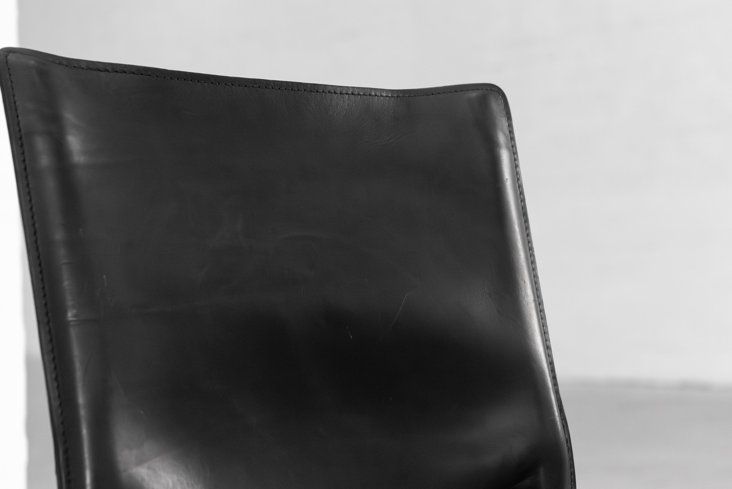 4x cab chair mario bellini cassina schwarz-10.jpg