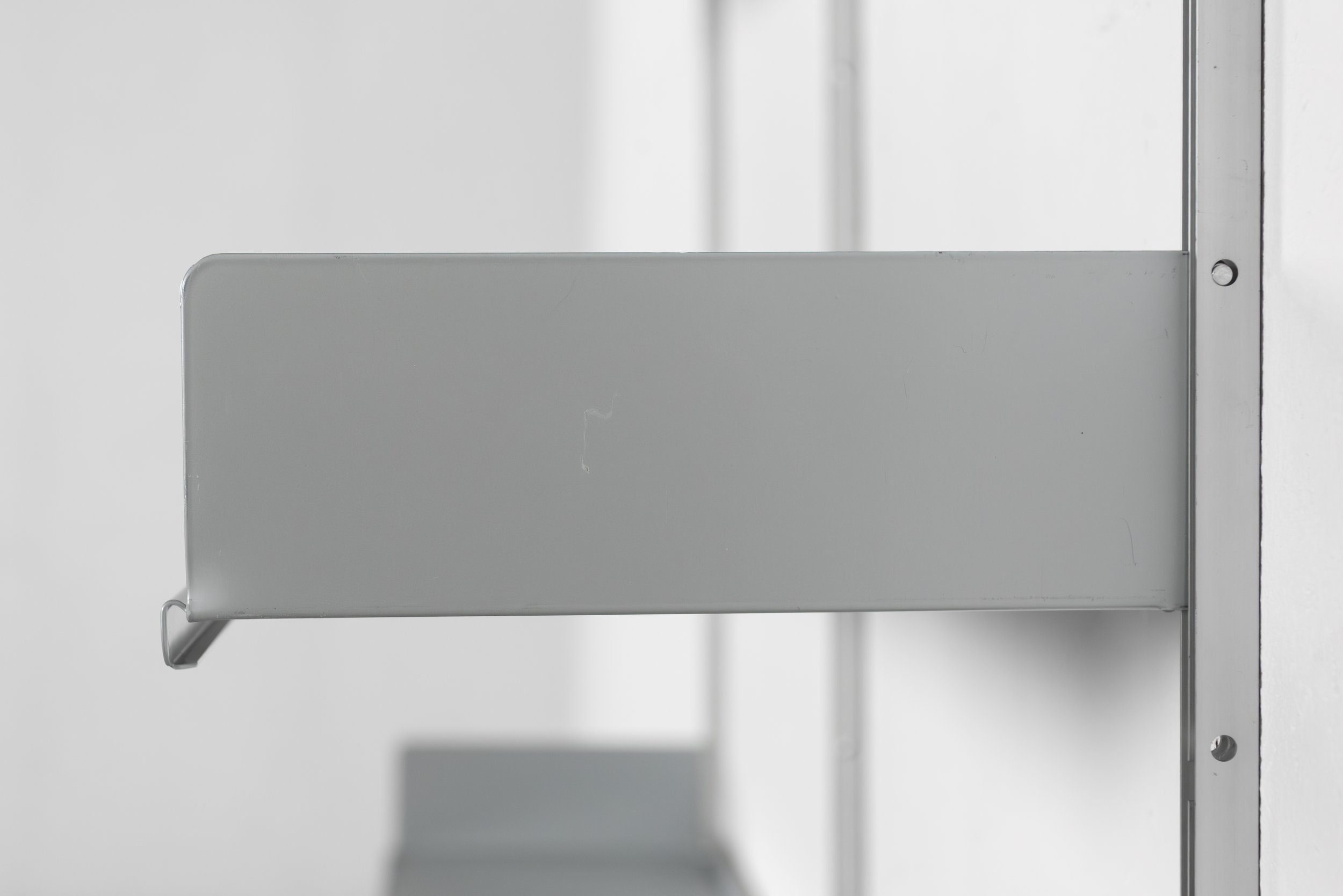 vitsoe 606 regal metall silber-11.jpg