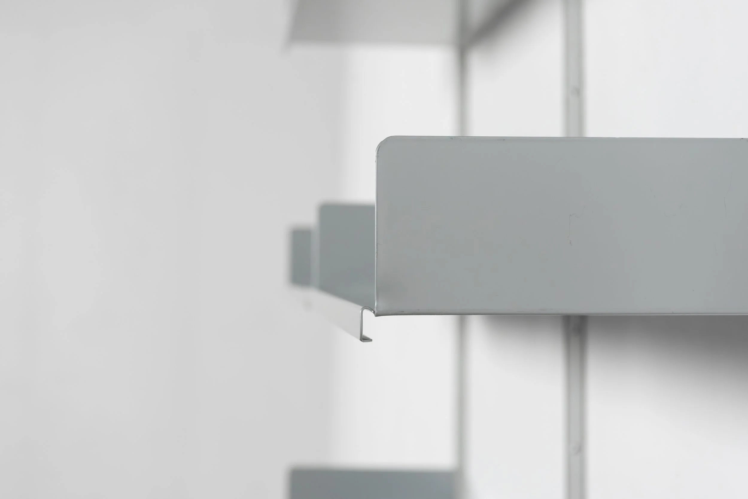 vitsoe 606 regal metall silber-8.jpg