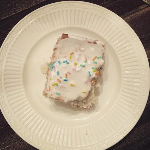 Funfetti cake for the craving win
