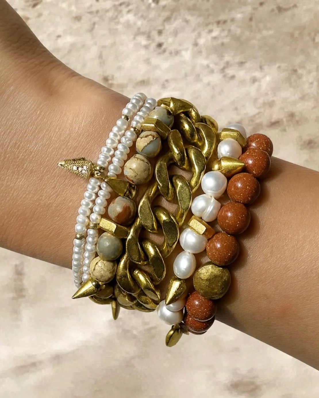 Think rich caramel, cinnamon dust, creamy layers, and a golden drizzle&mdash;a stack worth savoring. Can you tell we&rsquo;re ready for fall? ;)

#rachelnathan #rachelnathandesign 

Let us know! You ready for fall too?