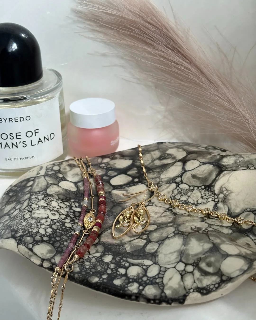 Favorite pieces and a little play before the night begins ✨ 

#Happyvalentinesday #Rachelnathan