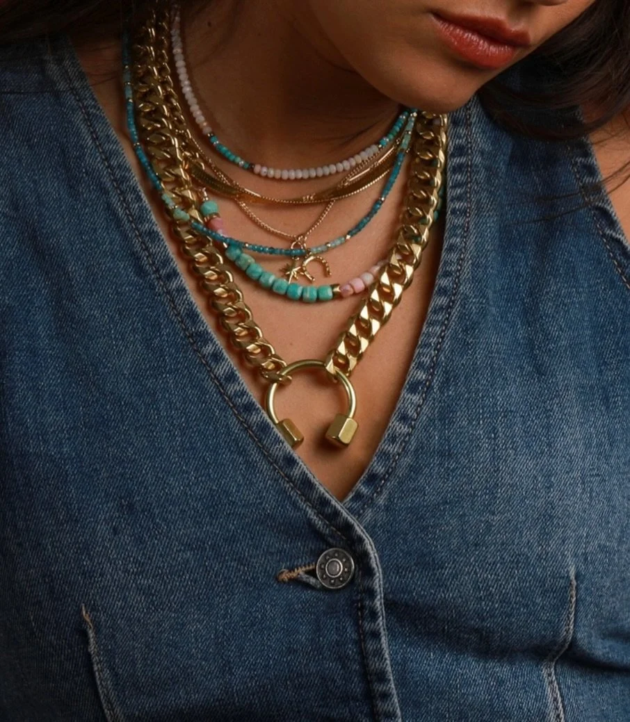 A Rachel Nathan signature and a true statement within every stack. The Most-Wanted Outlaw Necklace.
Discover the iconic pieces that define arrival &mdash; link in bio.
&nbsp;
#Rachelnathan #statementnecklacestyle