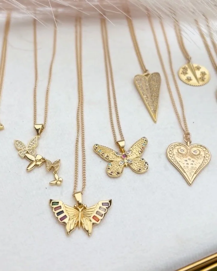 Give her a gift to say thank you with a pendant that speaks volumes. For the woman who gave you wings to grow and has been your guiding star.

Explore Mother&rsquo;s Day gifts at the link in bio 
#rachelnathan #mothersdaygifts #giftswithmeaning