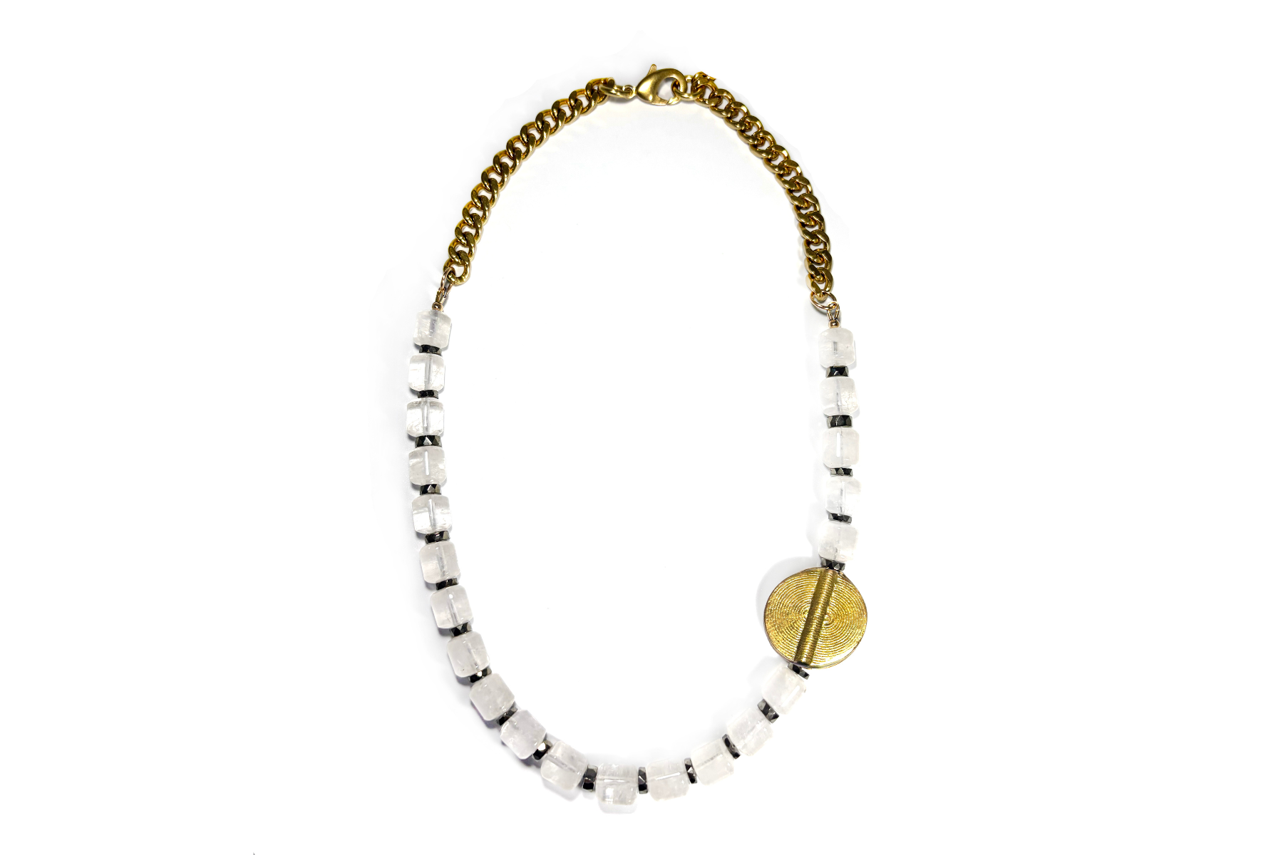 rock quartz medallion.png
