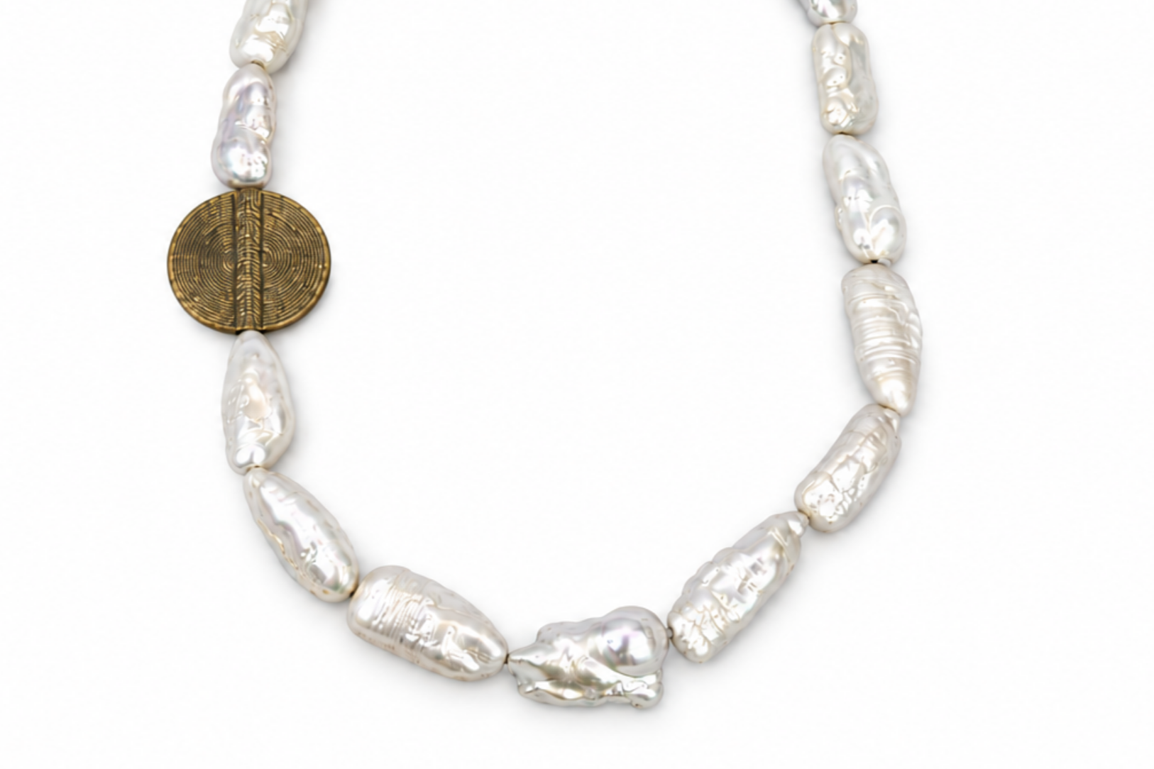 BIWA PEARL & BRASS MEDALLION NECKLACE
