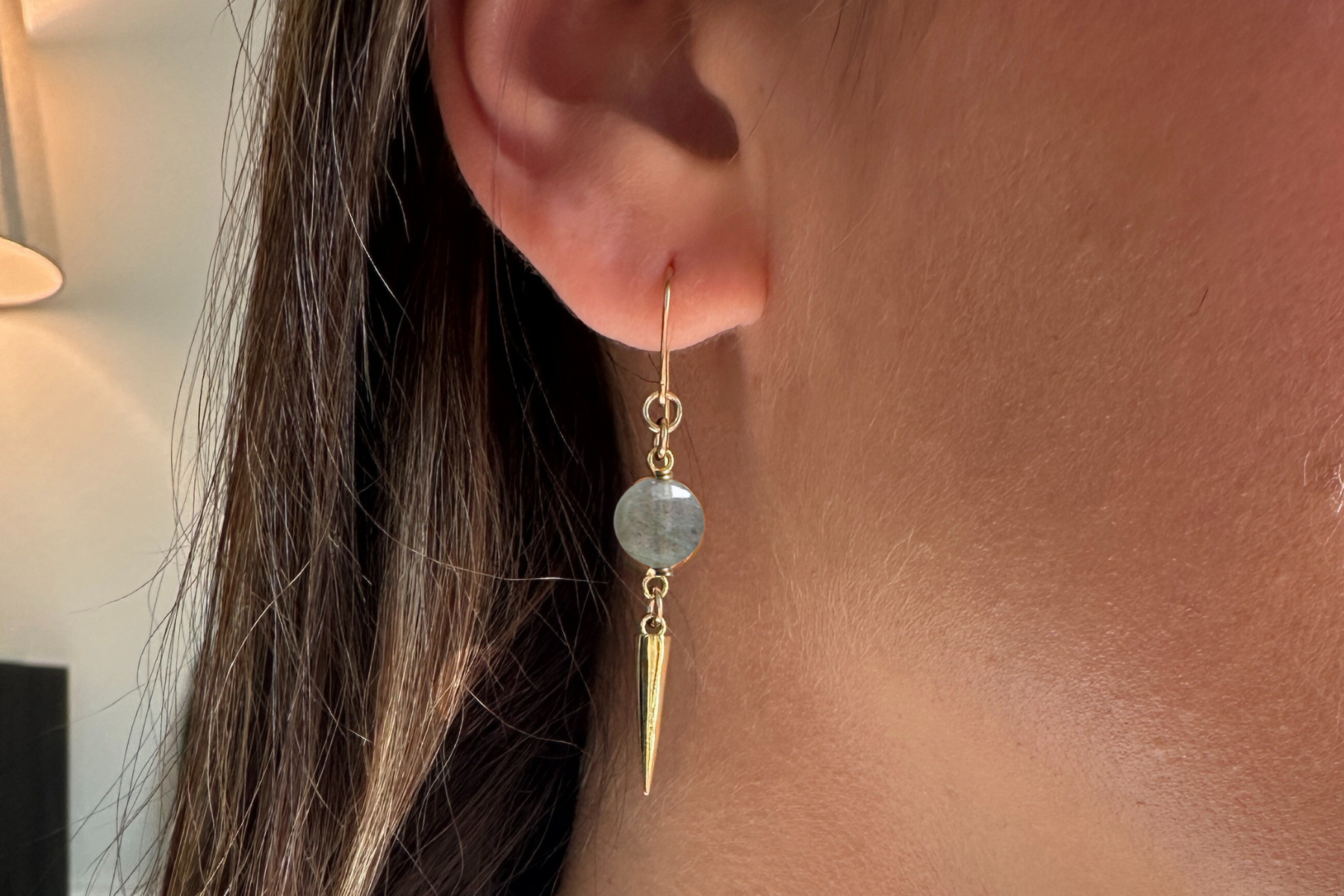 labradorite coin.png