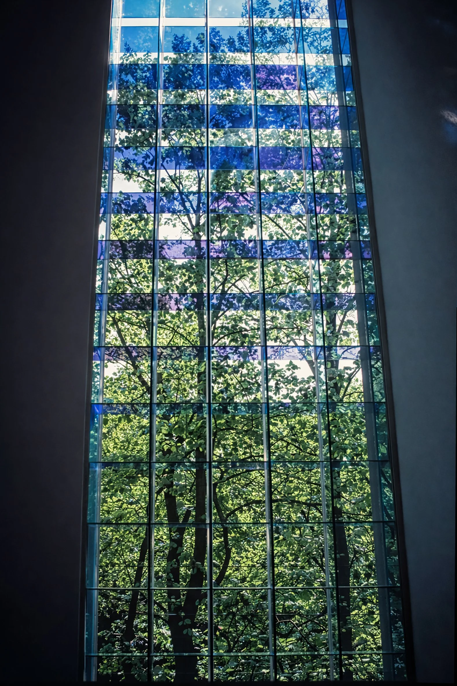 Structural Glass Prism windows.jpg