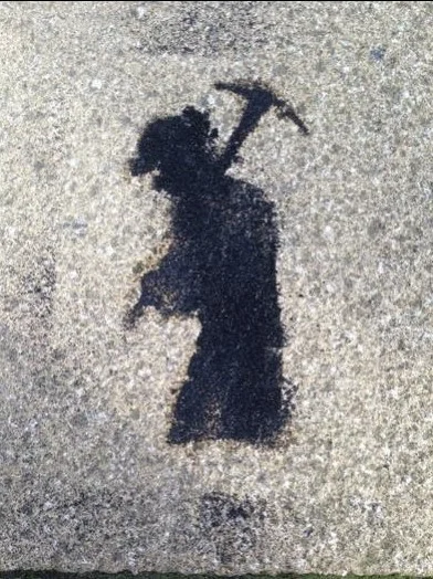 Digging into things; thoughts on poetrya response to Amanda Ravetz's paper: Being in the Line