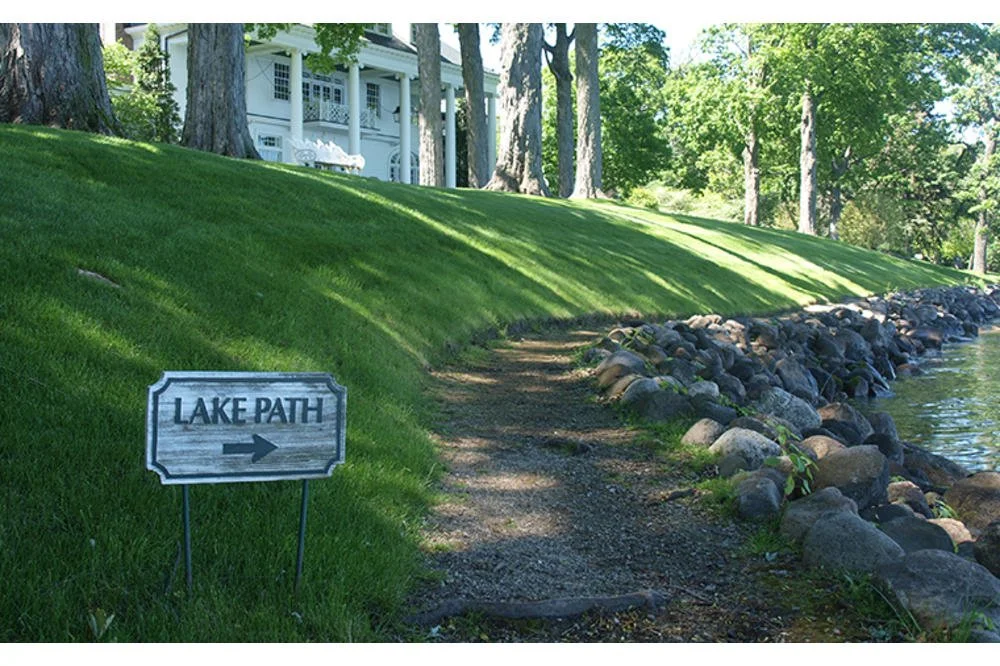 lake path.jpg