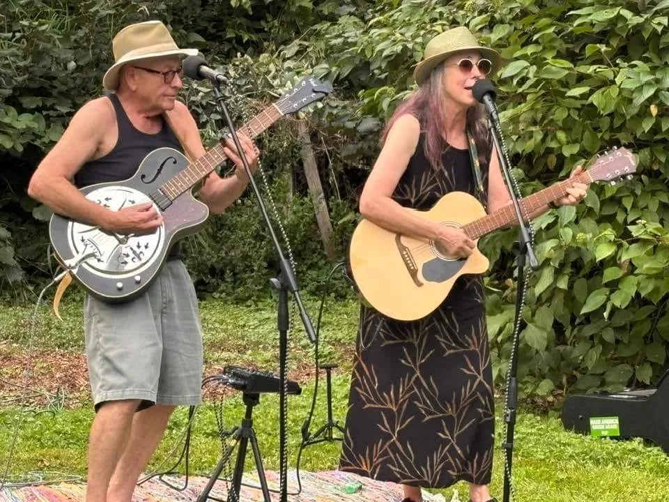 Paradox - Live Music