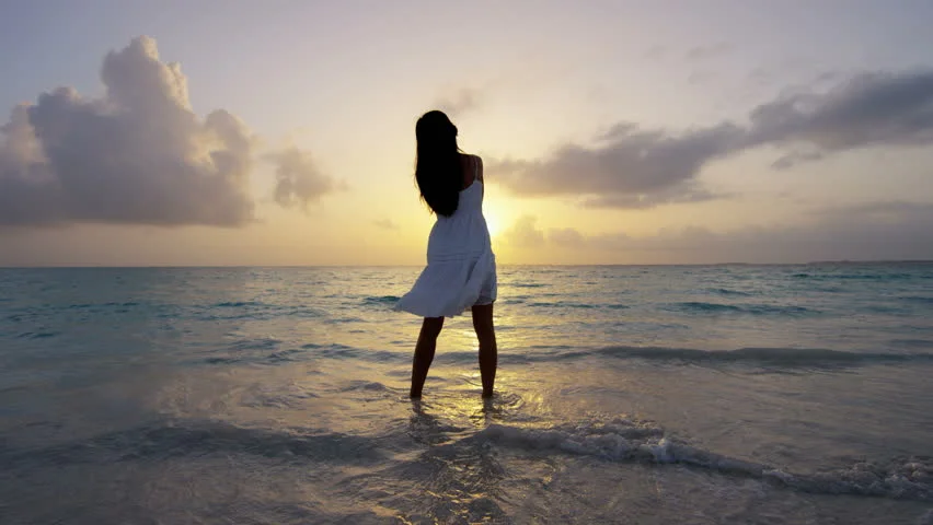 girl by sea.jpg