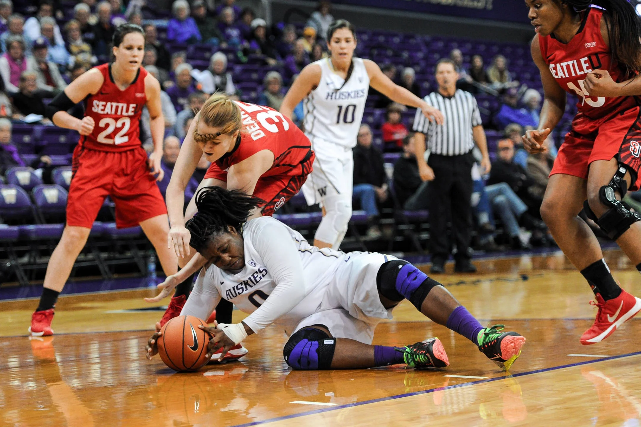 University+of+Washington+Huskies+Women's+Basketball+Chantel+Osahor+Dives+for+Ball+against+Seattle+U+Redhawks.jpg