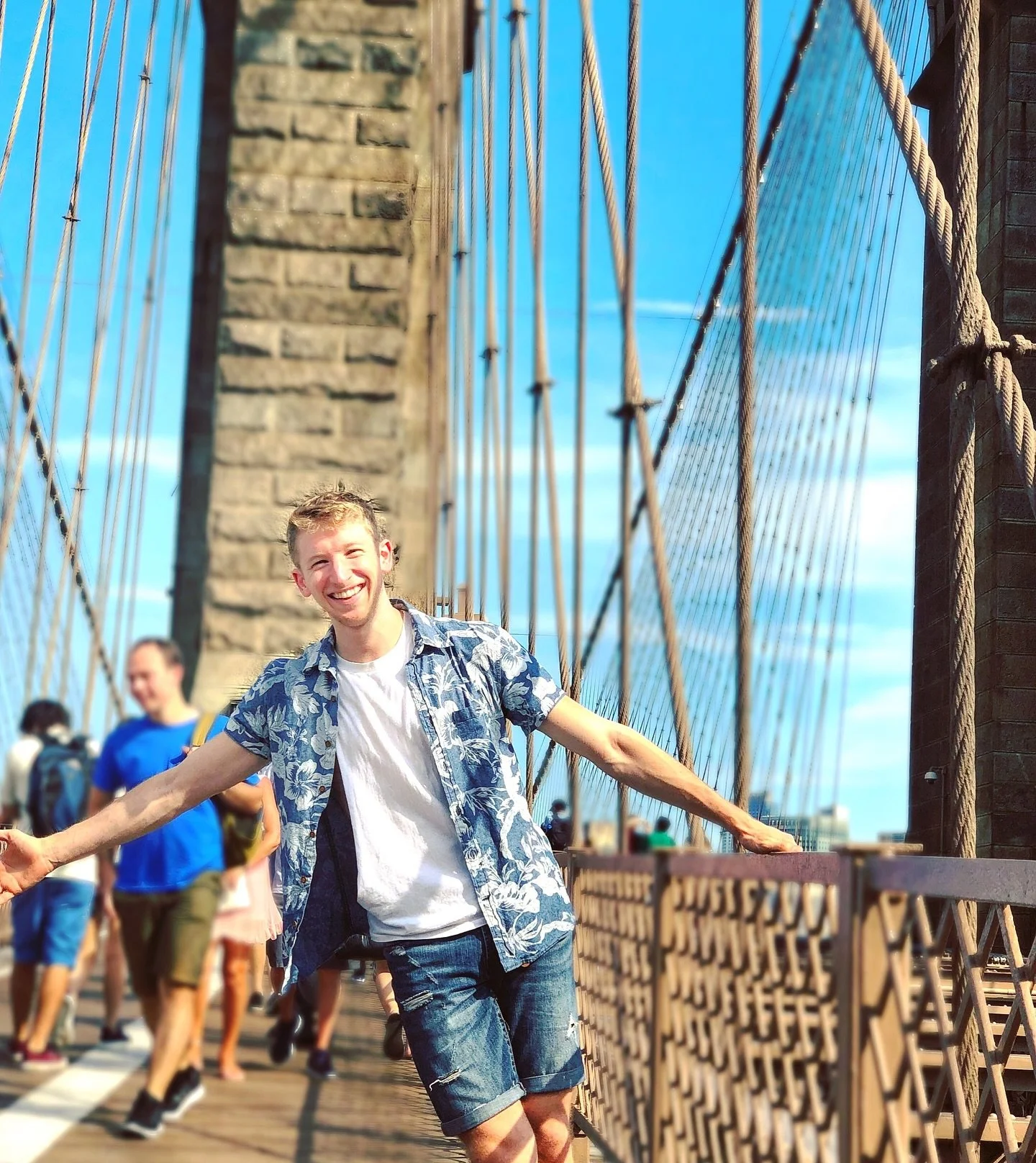 10 Yrs
.
.
.
I honestly couldn&rsquo;t feel farther removed from the 22 year old boy that moved here on Sept. 1st, 2015. Greeted w champagne and a hug by the forever-sweet @haydenkc14 in Astoria ..I had no idea how I would grow exponentially in my ti