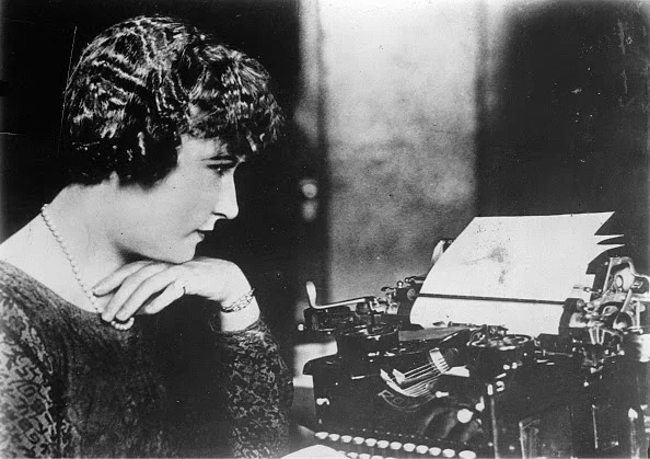 Beulah Henry in 1929 with her "protograph," a device that could be attached to a typewriter to produce an original and four typewritten copies without carbon paper.