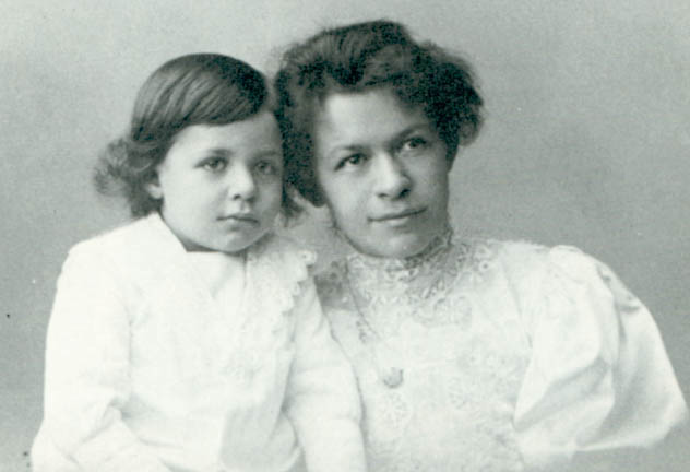 Marić with her older son Hans Albert.