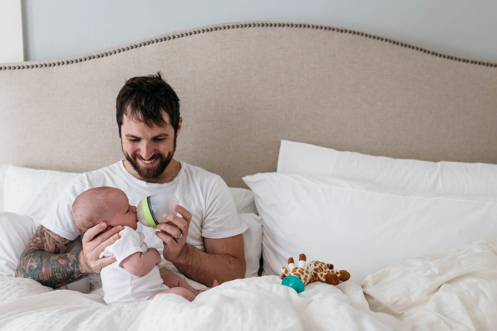 Lewis_dadfeeding_webres.jpg