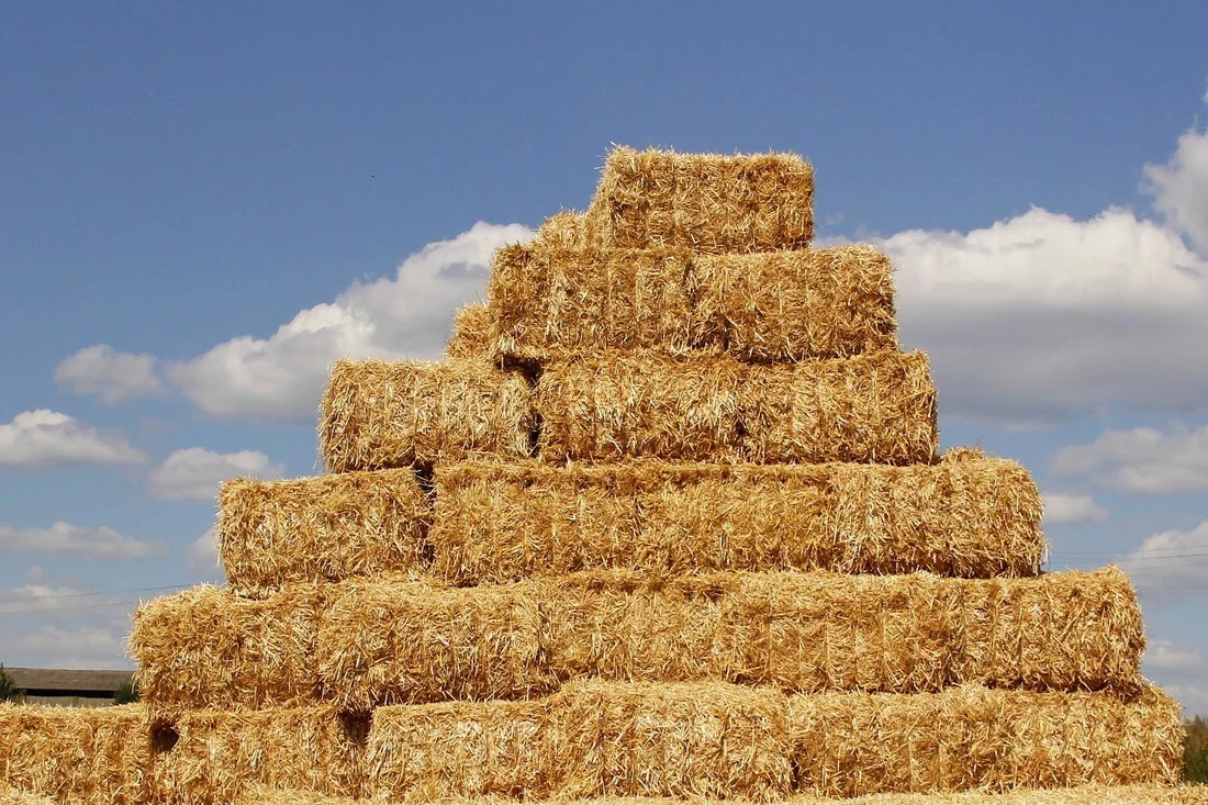 Straw Pyramid