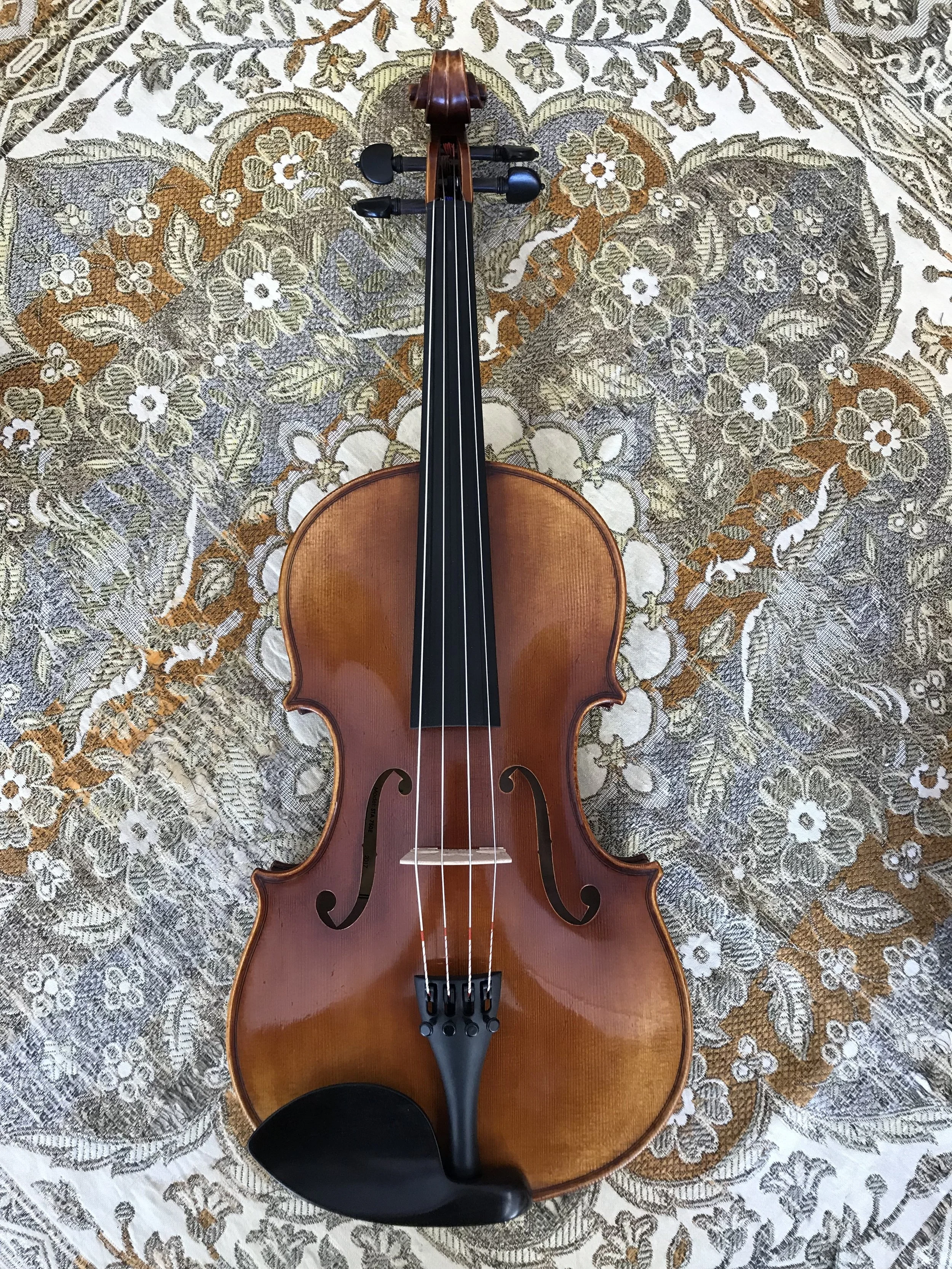 " Viola Strad Copy Front.jpg