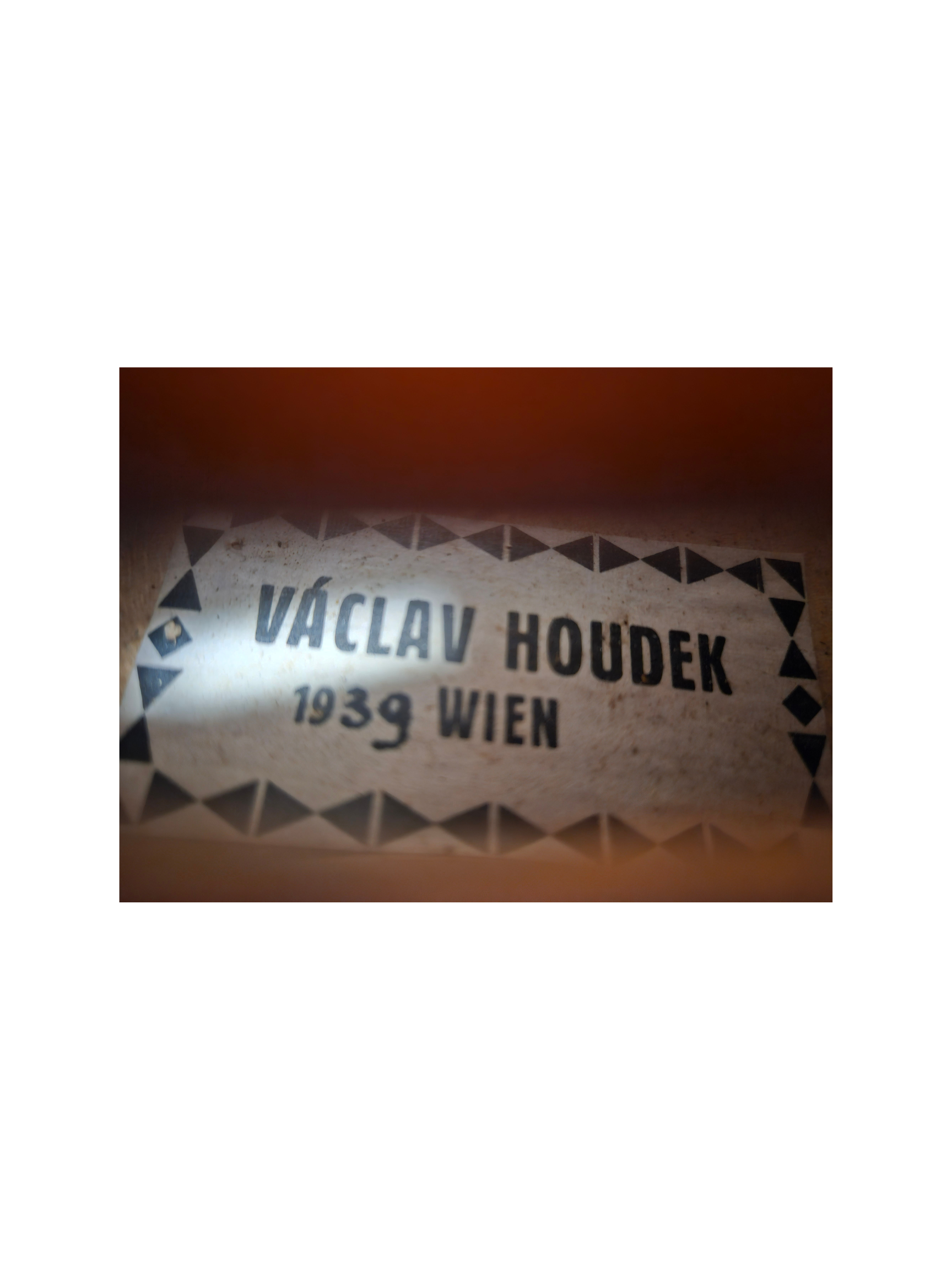 Vaclav Houdek 1939 Vienna Sticker.png