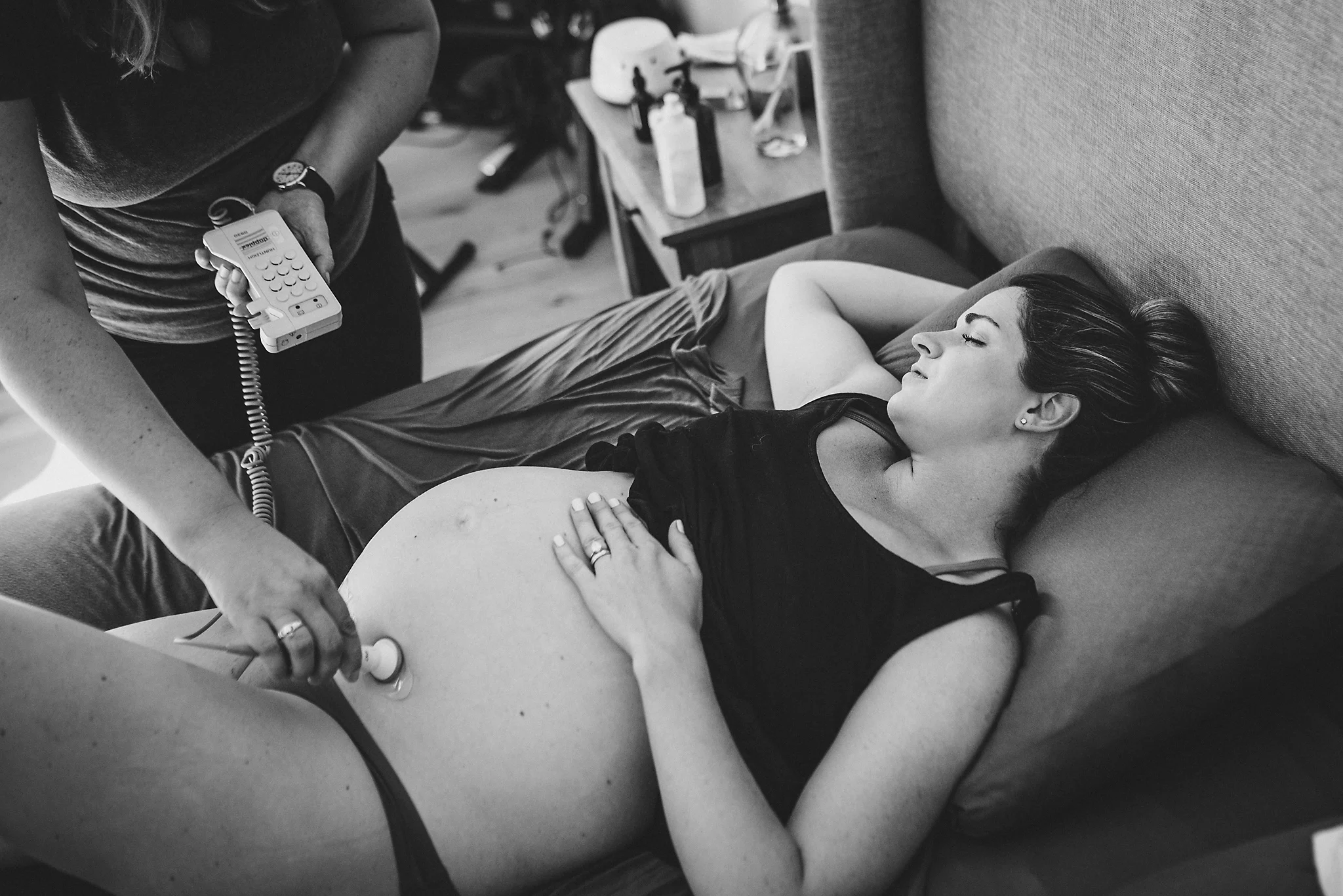 Laboring Mama lays down at home
