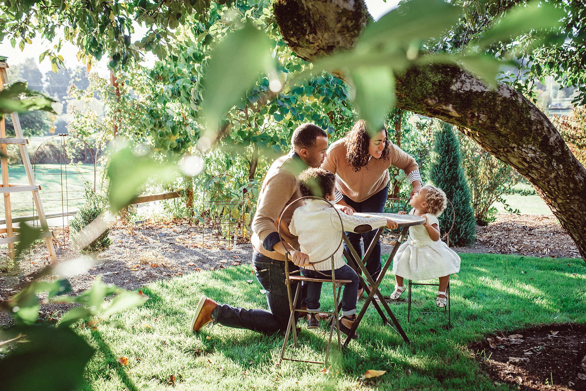 Family photography at Luscher Farms in Lake Oswego Oregon