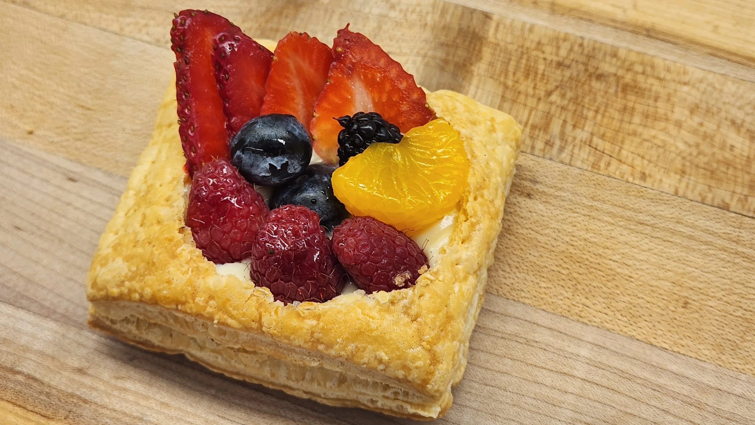 cream fruit tart.jpg