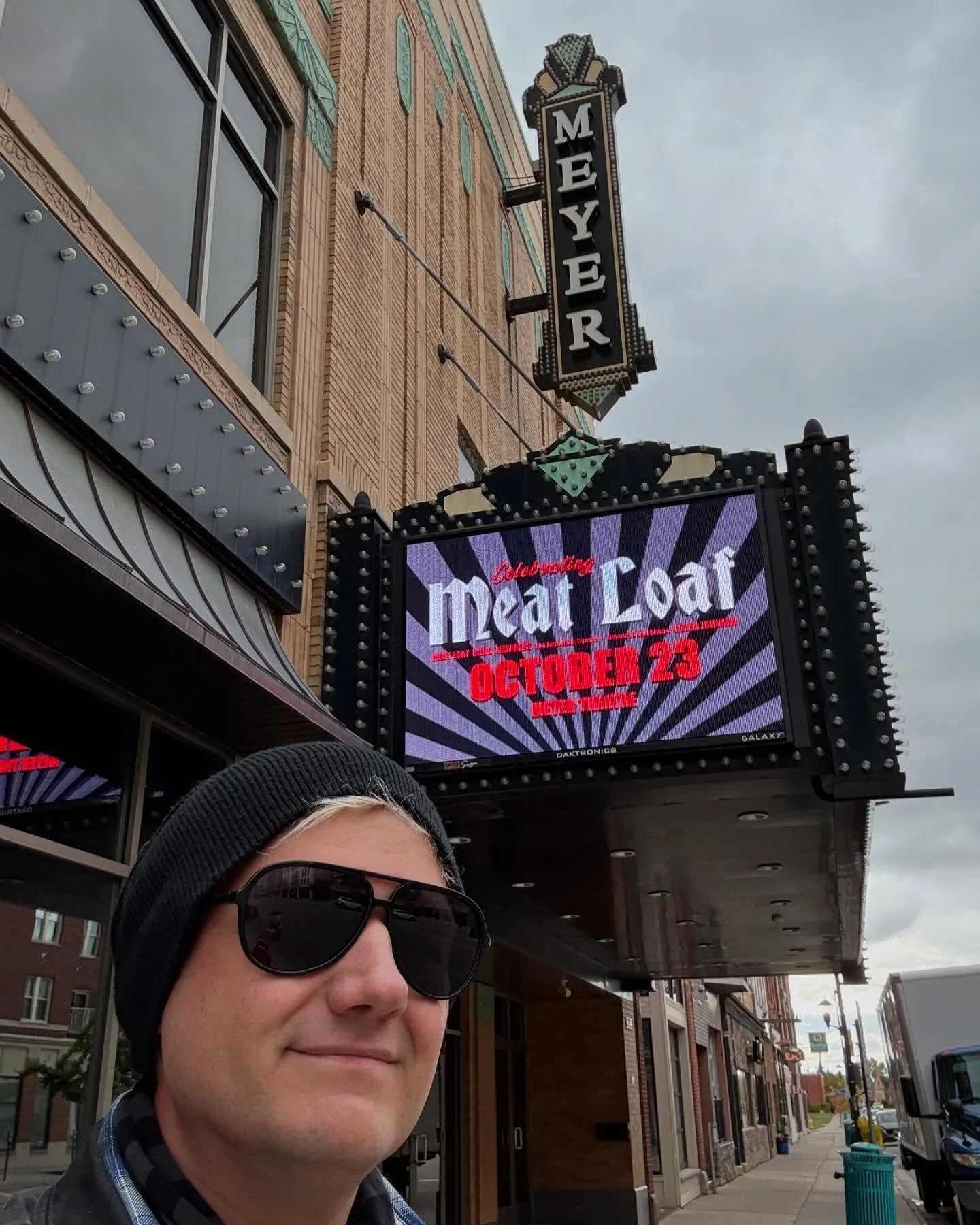 Green Bay, WI! Tonight we are Celebrating Meat Loaf and Rocky Horror Picture Show for Bat Out Of Helloween! #meatloaf #tourlife #greenbay #rocknroll