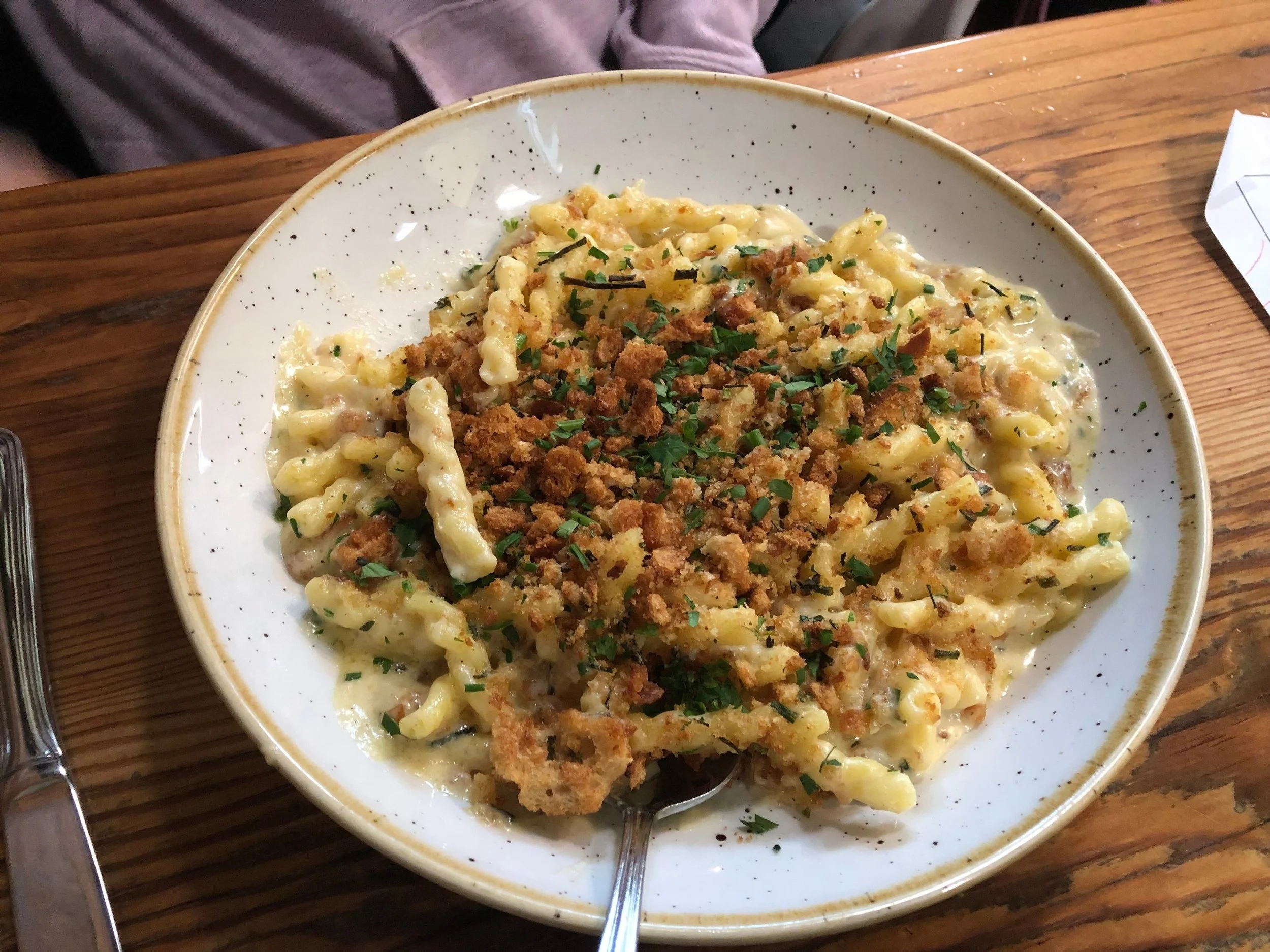  The Smoky Mac n’ Cheese at Pfriem in Hood River has to be top 10 in the world. Serious. Here is the menu description: gemelli pasta, three-cheese sauce, garlic breadcrumbs, fresh herbs - 11; add bacon lardons - 3; add bratwurst - 5. Image Courtesy: Dan Meyers 