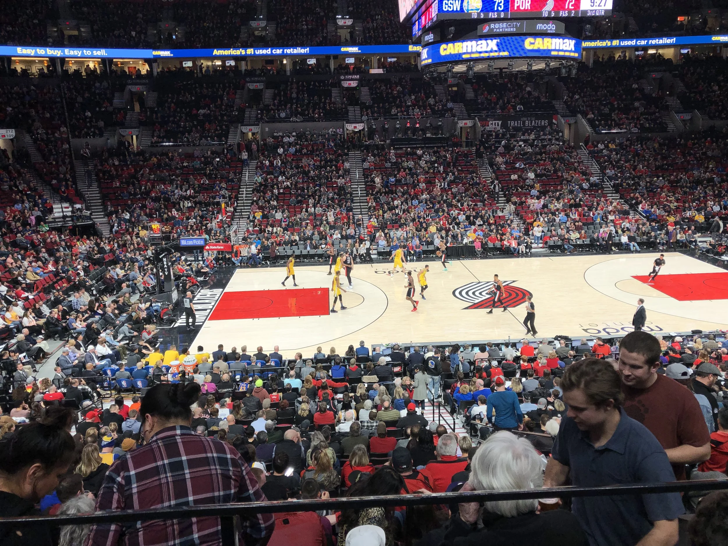 You can see the score just at the top right…a one point game. It was like this all night until Golden State melted down and let their emotions get away from them. The Blazers took serious advantage and went on a giant scoring run to ice the deal. I shot this pic from my seat. Image Courtesy: Dan Meyers