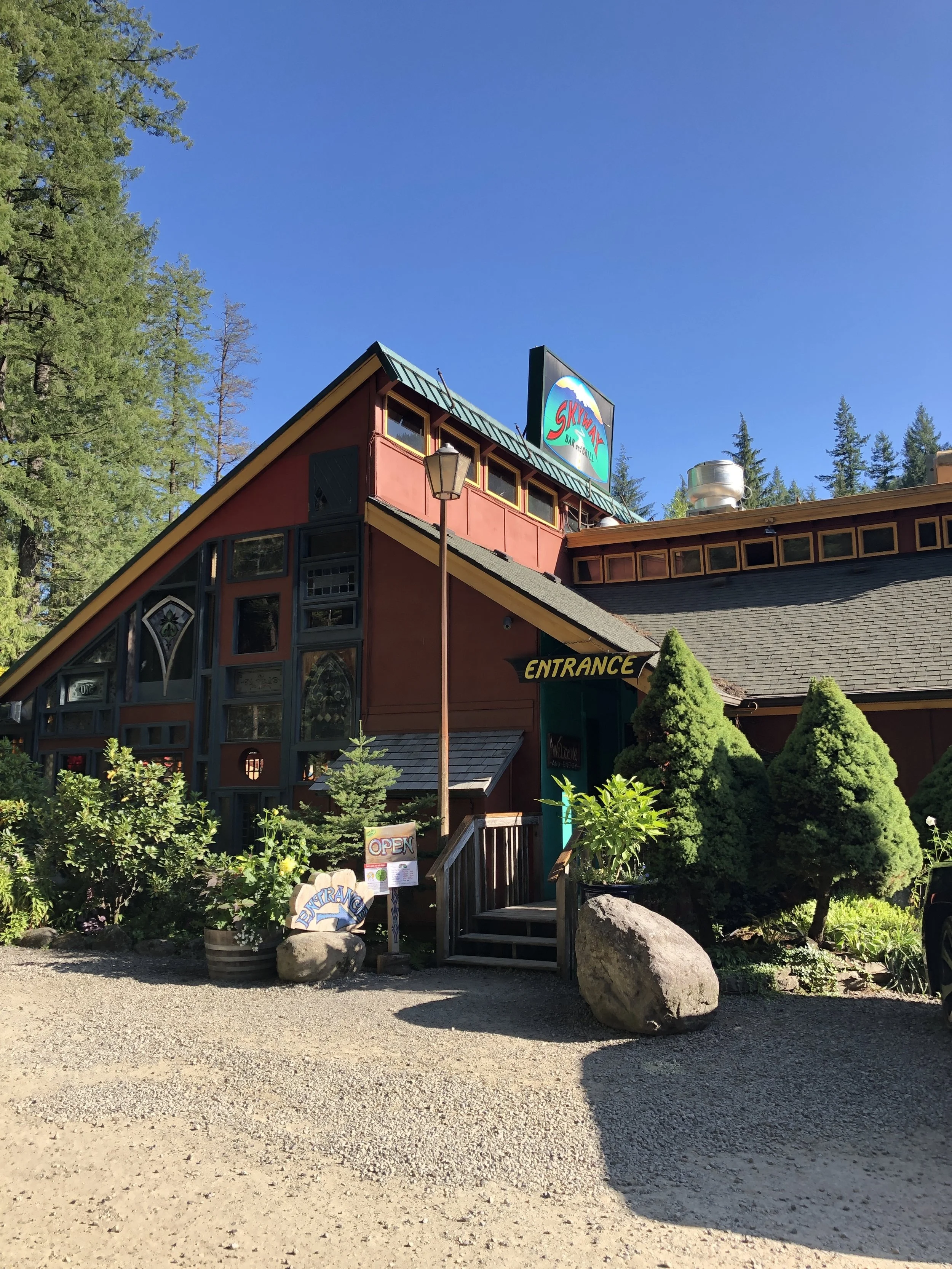  The outside look of the Skyway Restaurant is enough to lure you in…lots of originality and color here! Image Courtesy: Becky Jahns 